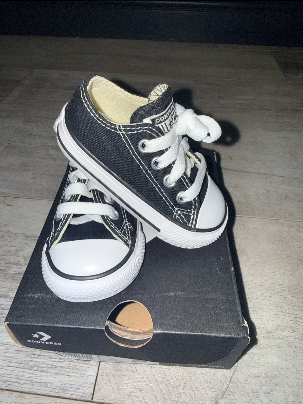 Converse Chuck Taylor All Star Infant Size 4